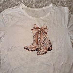 Cowboy Boots & Bow Women's XXL T-shirt Western Cowgirl Rodeo Vibes Y